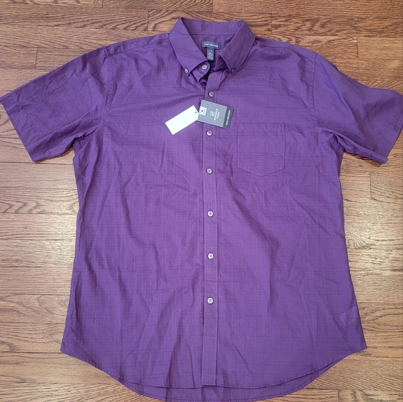 Van Heusen Men's Short sleeve Buttondown Classic fit/wrinkle free Sz L NWT - Picture 9 of 11